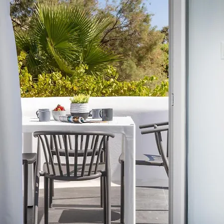 Vino Luxury Suites Agia Anna  Exterior photo